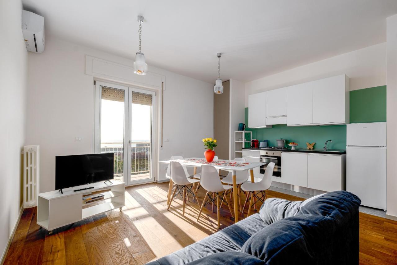La Casa Di Gino Apartment Monopoli Luaran gambar
